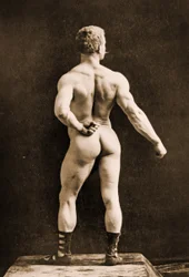 Eugen Sandow in klassischer antiker griechisch-römischer Pose, ca. 1893